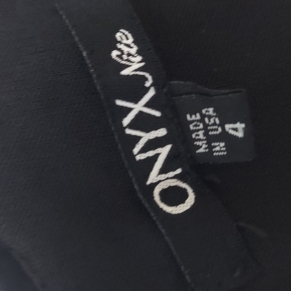 Elegant One-shoulder Little Black Dress - Picture 5 of 8